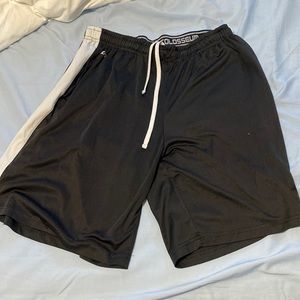 Colosseum Mens Shorts
